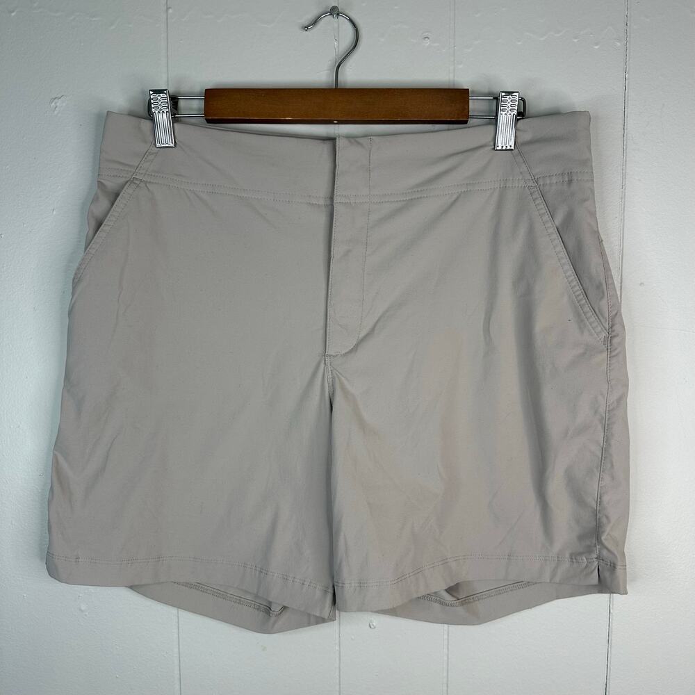 Columbia Womens 12 Tan Hiking Shorts Nylon Stretch Travel Outdoor Gorpcore